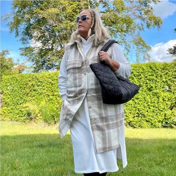 H&M quilted shopper | NWOT - Picture 9 of 13